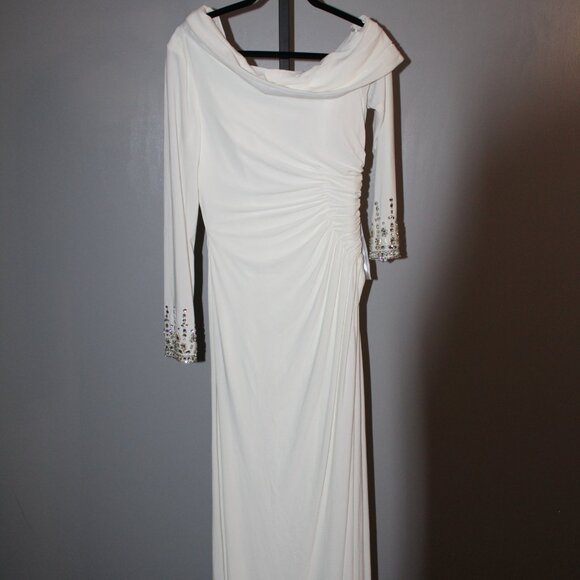 NWT MAC DUGGAL One Shoulder Long Sleeve Jersey Gown Jewel Accent White 12231 - Picture 4 of 8